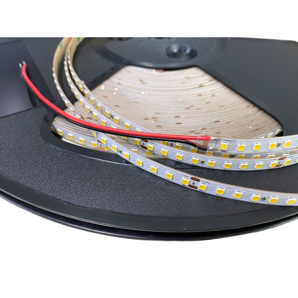 Taśma LED SMD2835 biały ciepły 3000K 6W 24V 144 LED/m IP20 - 1 metr