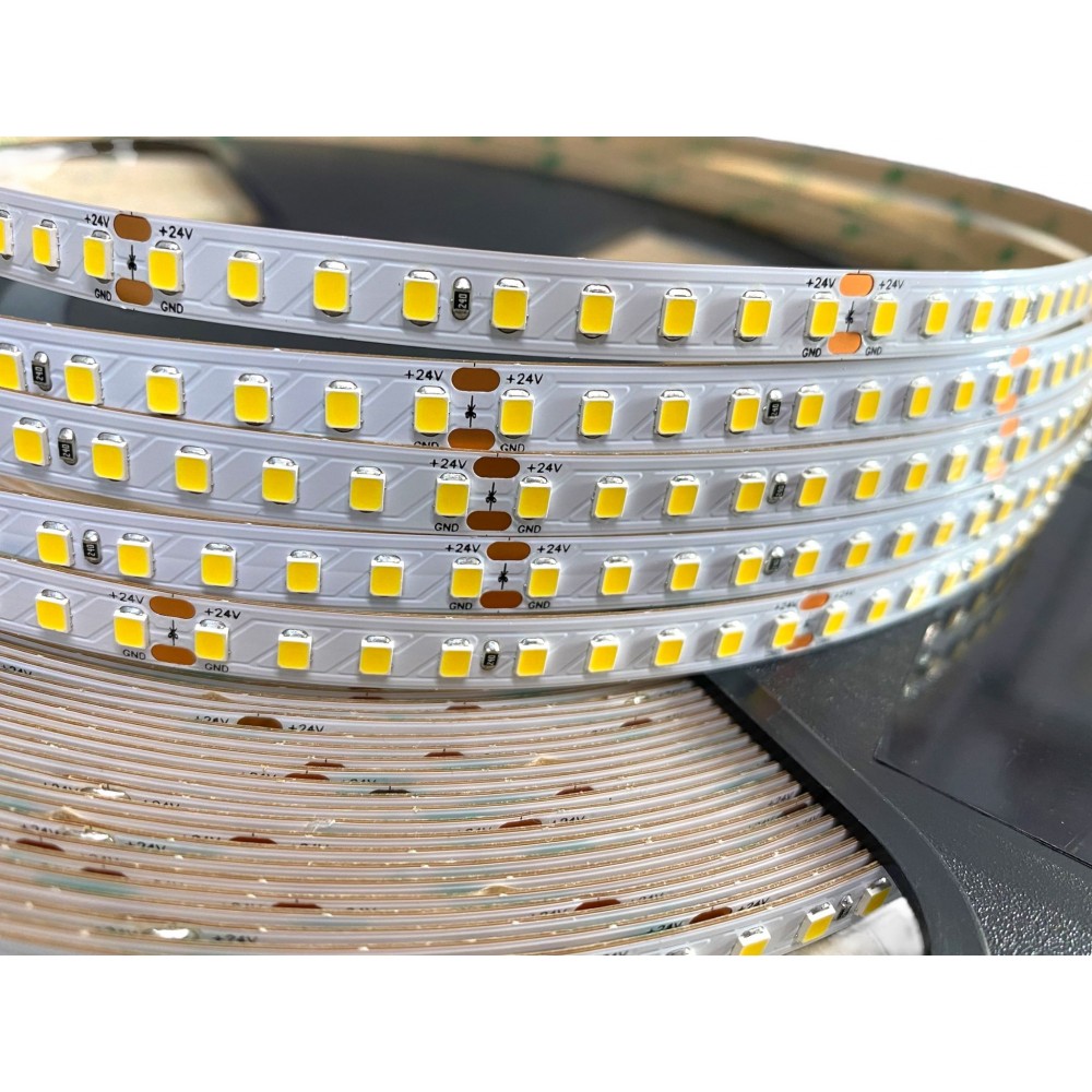 Taśma LED SMD2835 biały ciepły 3000K 6W 24V 144 LED/m IP20 - 30 metrów