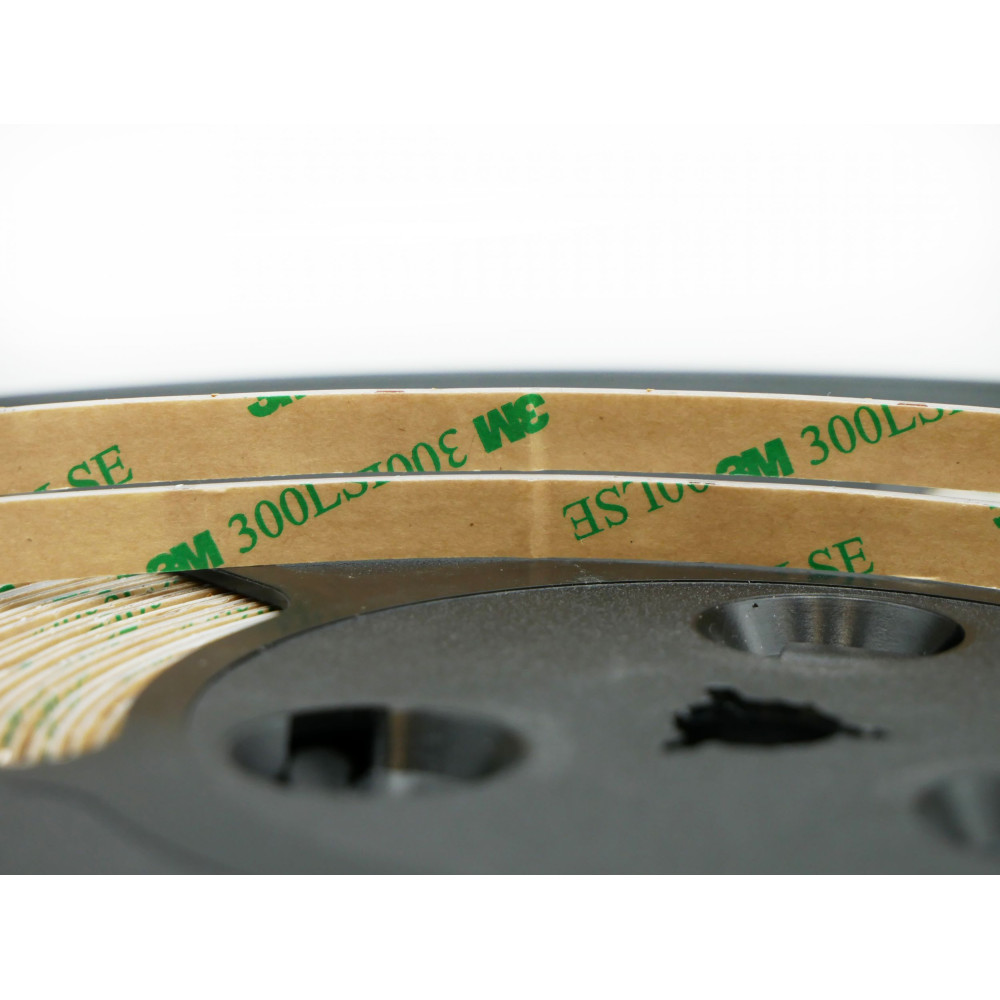 Taśma LED SMD2835 neutralna 4000K 9,6W 48V 150 LED/m CRI90 - 1 metr